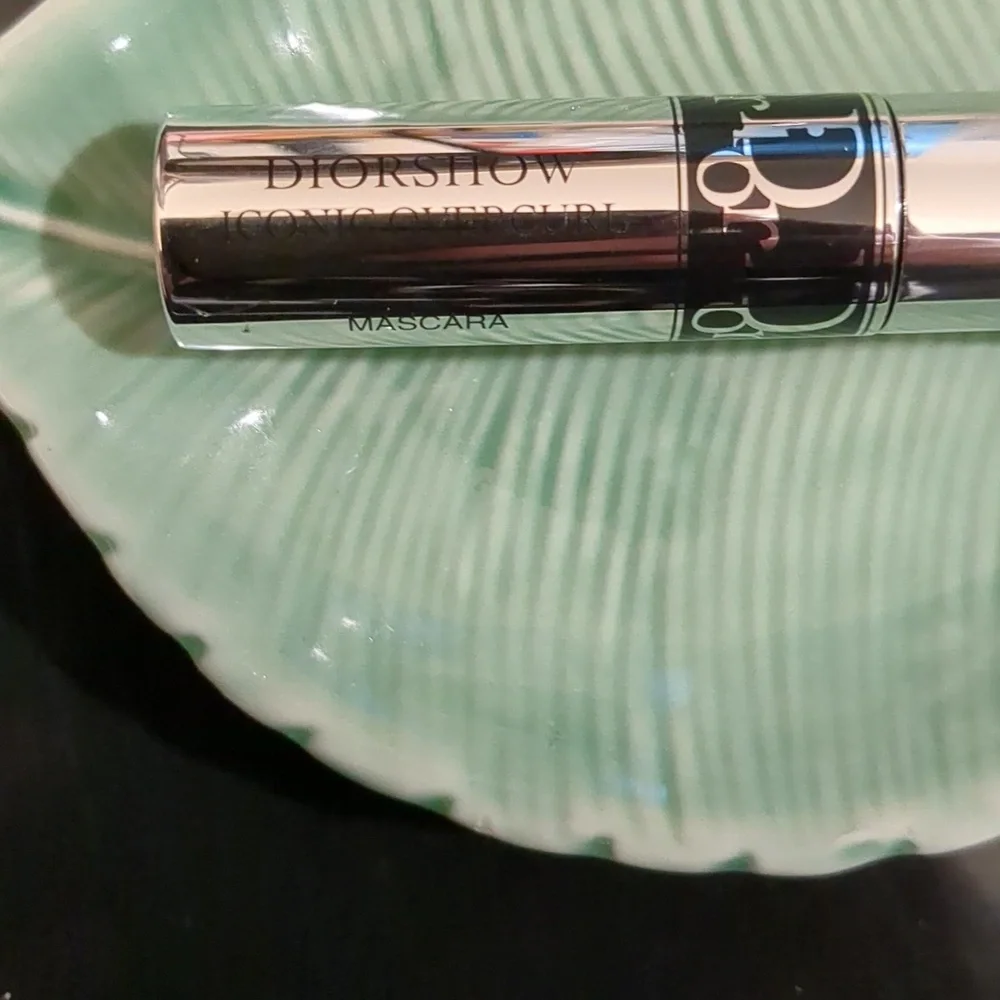 Mascara